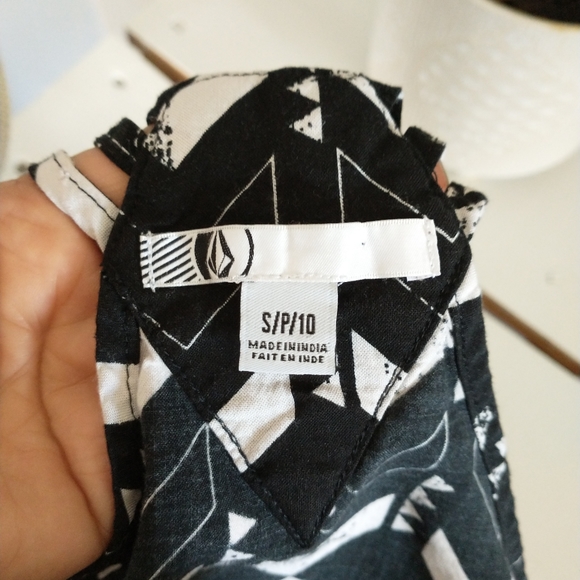 VOLCOM S/P/10 - Picture 6 of 6